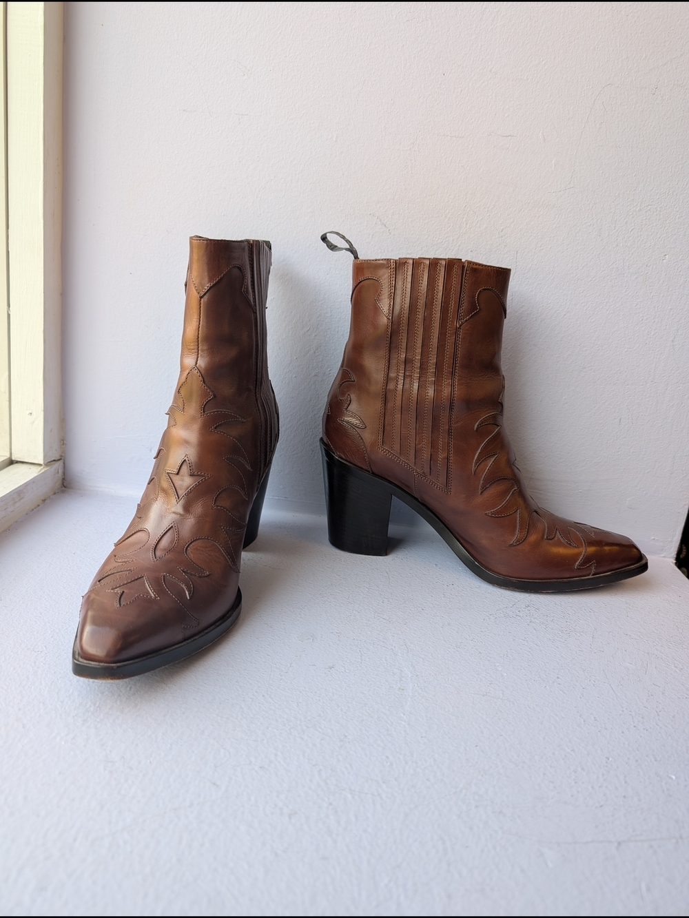 SARTORE 37.5 Brown Leather Cowboy Style Bootie